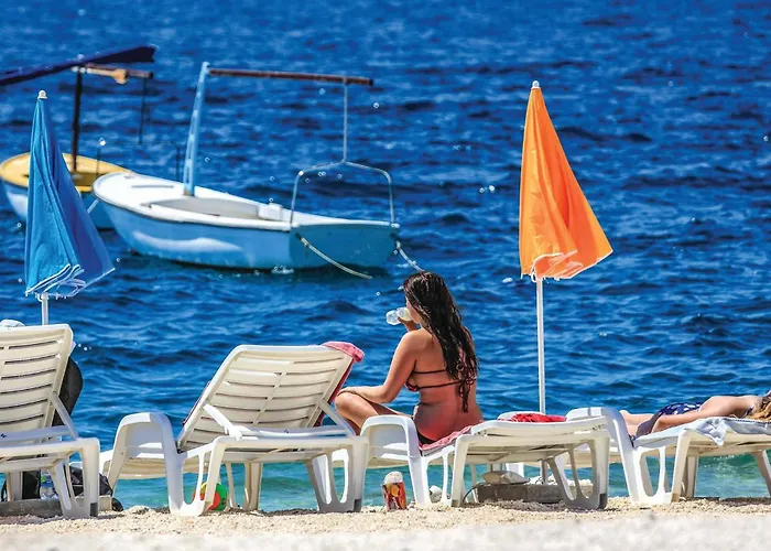 Stunning In Okrug Gornji